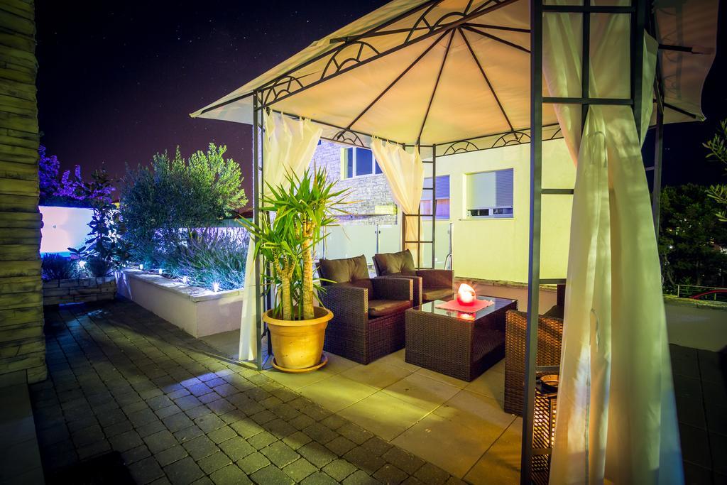 Apartment Falcon Stari Grad  Rom bilde