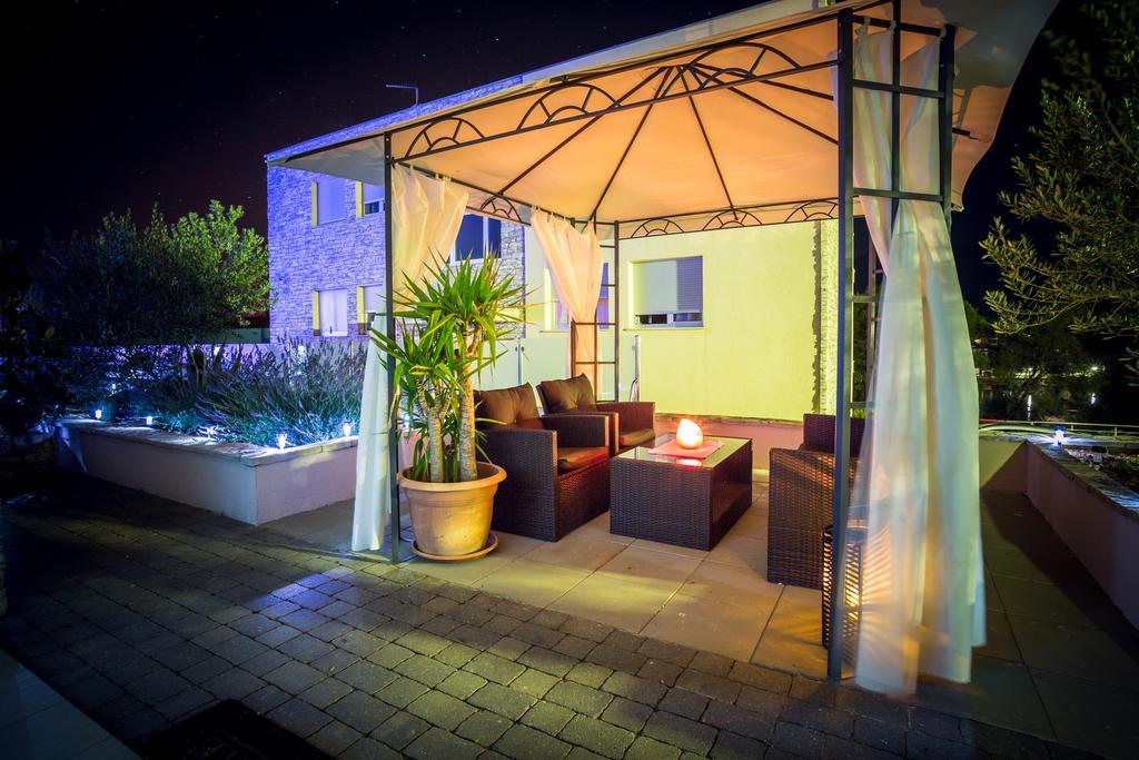 Apartment Falcon Stari Grad  Rom bilde