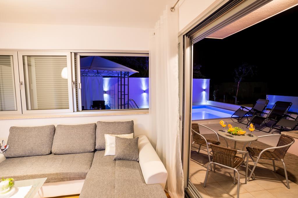 Apartment Falcon Stari Grad  Rom bilde