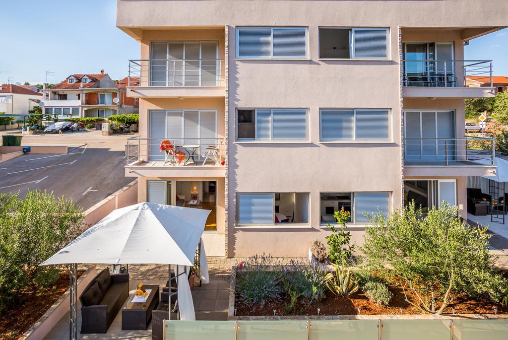 Apartment Falcon Stari Grad  Rom bilde