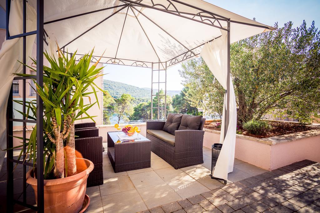 Apartment Falcon Stari Grad  Rom bilde
