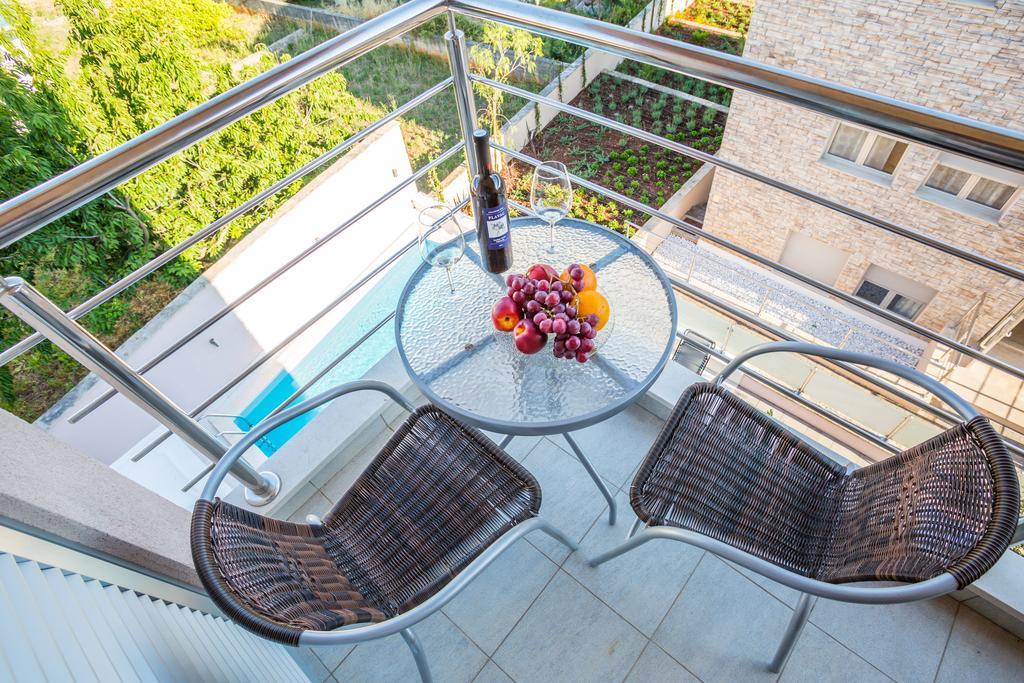 Apartment Falcon Stari Grad  Rom bilde
